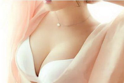 乳房下垂干瘪怎么手术(哺乳期后乳房下垂干瘪怎么办)